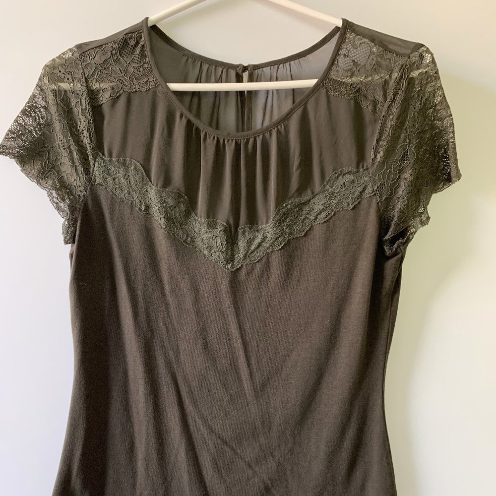 Express – Dark Green Shirt